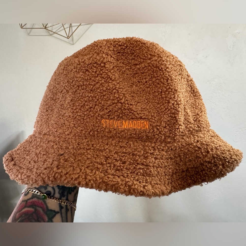 Steve Madden faux fur Bucket Hat
